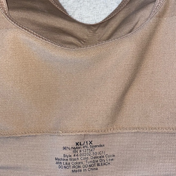 Sports bra tan size XL/1X NWOT - Picture 4 of 6